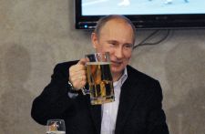 Президент России дал поручение изучить вопрос реализации пива на стадионах